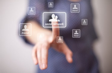 Businesses – Get with the social networking program